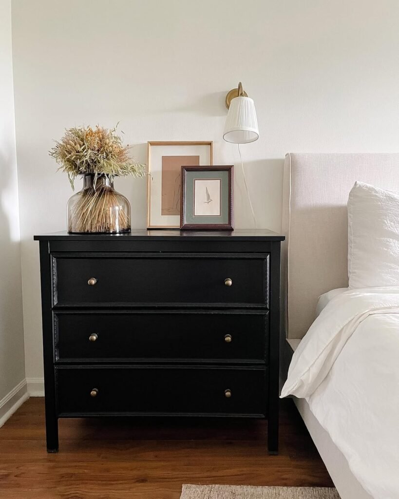 Fall has officially entered the chat 🍂🍁🎃This weekends project was refinishing our ikea koppa