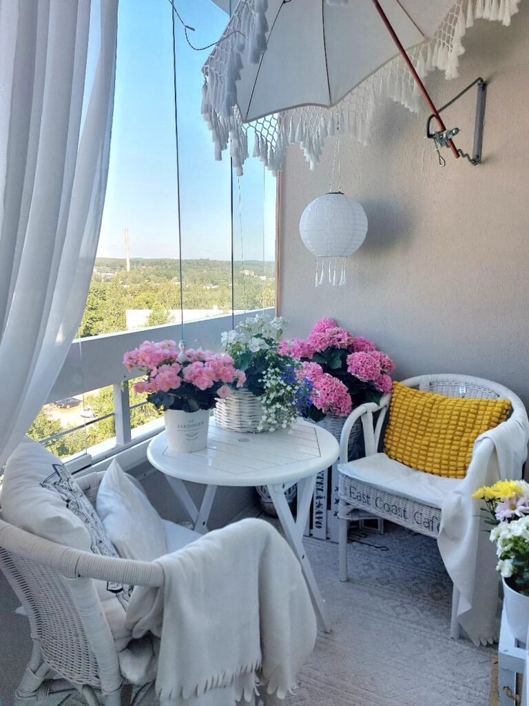 13 Tiny Balcony Decor Ideas That Feel Surprisingly Spacious
